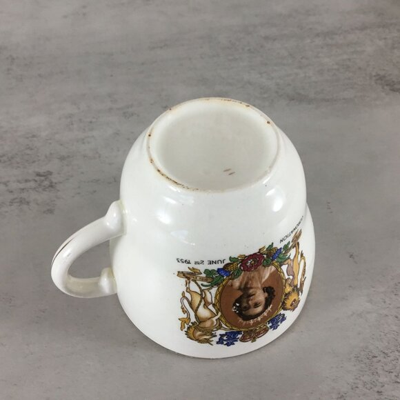 Queen Elizabeth Coronation 1953 Tea Cup Commemorative Vintage Royalty - Picture 6 of 8